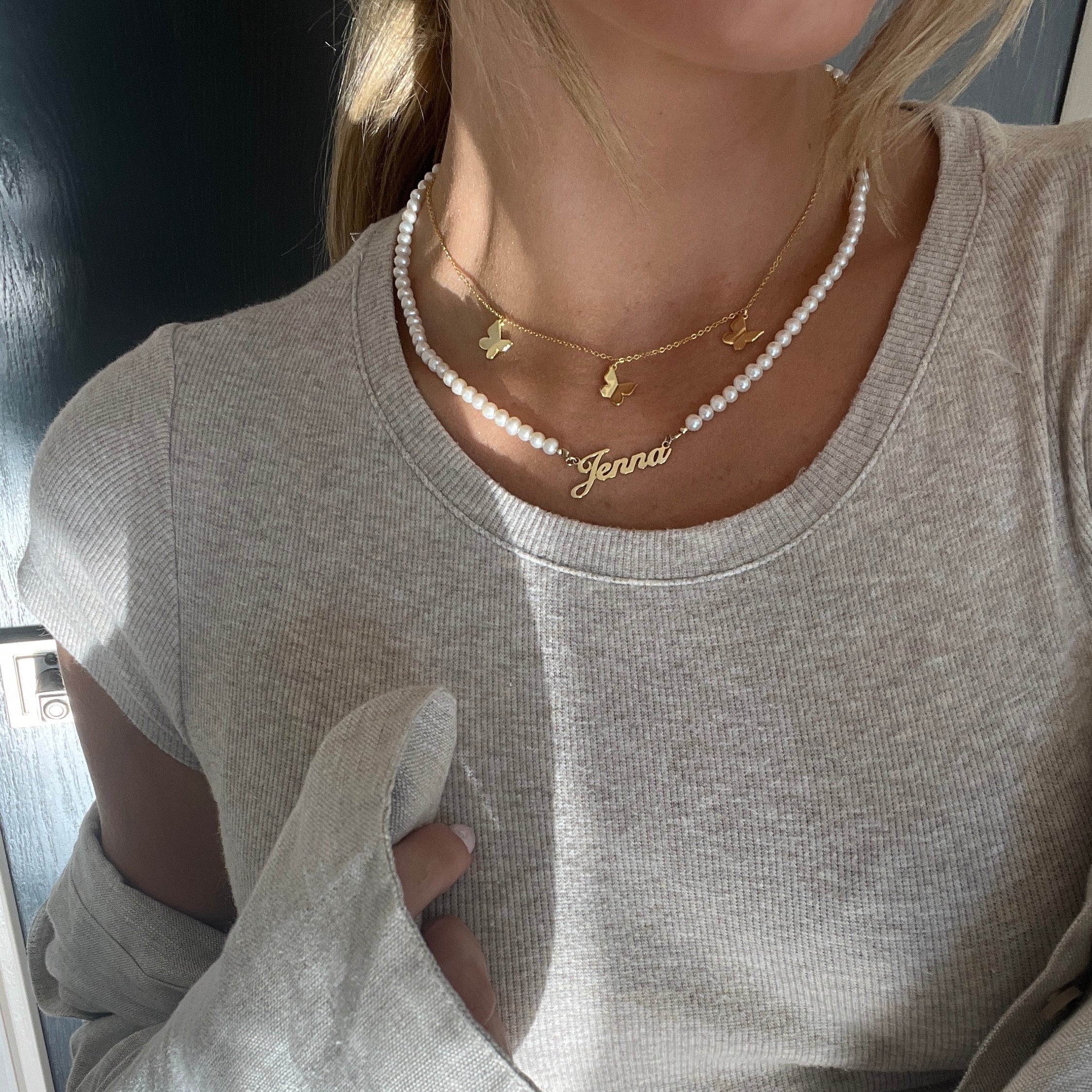 Pearl Nameplate Necklace